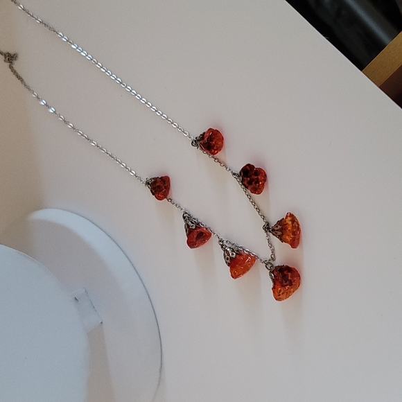 Vintage Orange Glass Necklace - Picture 4 of 4